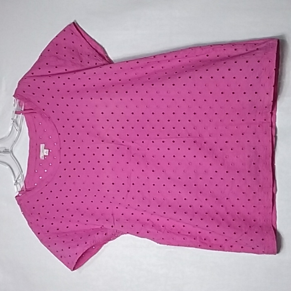 Gap Women's eyelet crop top size M